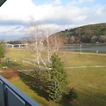 Lakeview Appartement Piest'any