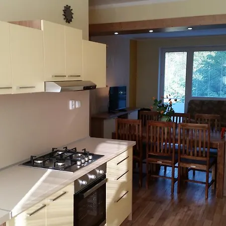 Apartamento Lakeview Piest'any